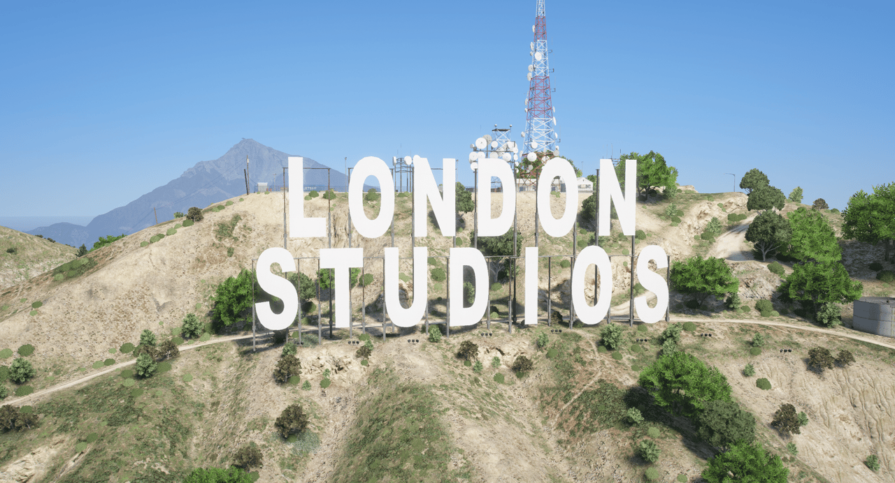Custom Vinewood Sign v2 media 3